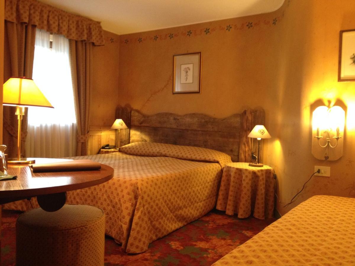 Hotel Chateau Blanc Ла Туил Екстериор снимка