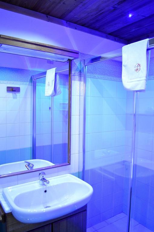 Hotel Chateau Blanc Ла Туил Екстериор снимка