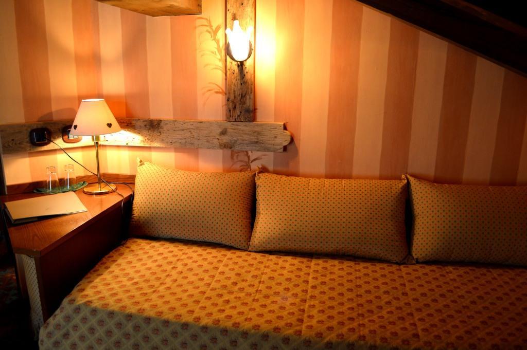 Hotel Chateau Blanc Ла Туил Екстериор снимка