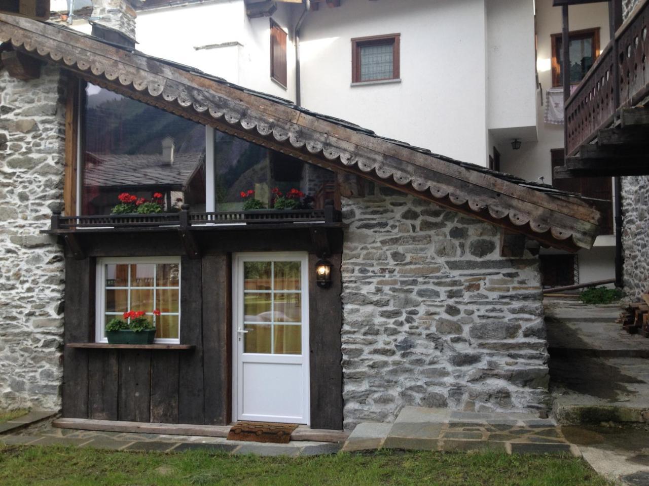 Hotel Chateau Blanc Ла Туил Екстериор снимка